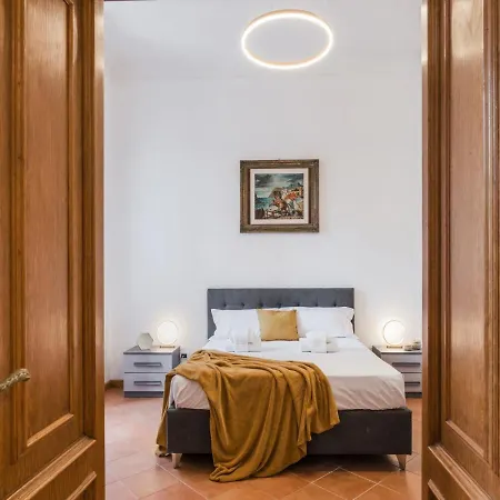Apartment The Rent - Three-bedroom Near The Quirinale